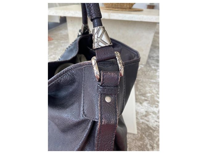 Burberry Handtasche aus schwarzem Leder mit Kette - Ansicht 12