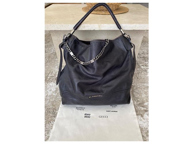 Burberry Handtasche aus schwarzem Leder mit Kette - Ansicht 13