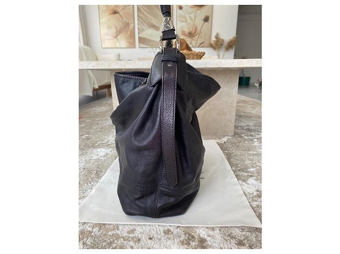 Burberry Handtasche aus schwarzem Leder mit Kette - Ansicht 6
