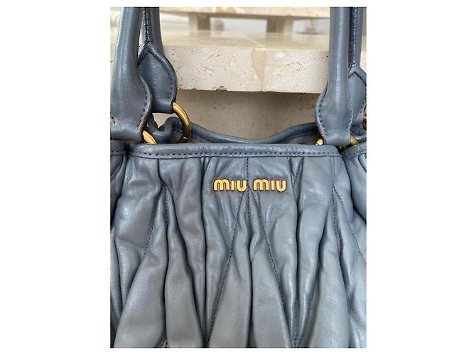 Miu Miu Borsa Matelassé in pelle grigia Grigio - vista 4