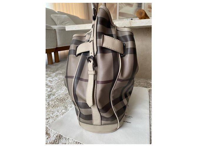 Burberry Haymarket Check - Borsa a secchiello in tela rivestita e pelle - vista 5