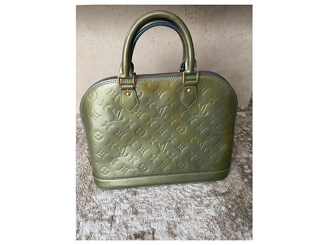 Louis Vuitton Alma Pelle Vernice Verde Kaki - vista 3