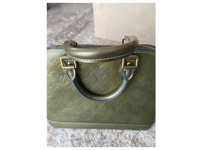 Louis Vuitton Alma Pelle Vernice Verde Kaki - vista 8