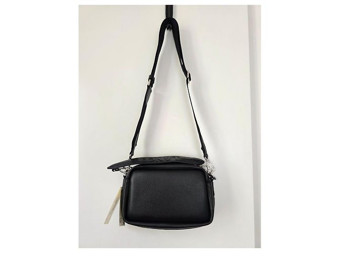Borsa camera in pelle granulata nera Lancel - nuovo mai indossato Nero - vista 19