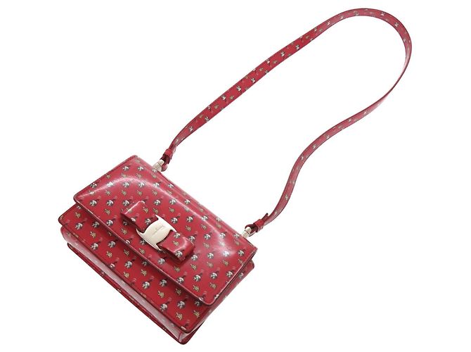 Borsa a tracolla in smalto rosso Salvatore Ferragamo - vista 4