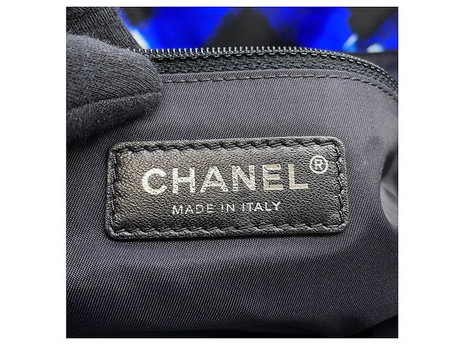 Borsa a Spalla Chanel Airline Nylon Nero Bianco Blu - vista 17