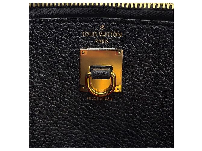 Borsa Louis Vuitton City Steamer PM Nero Rosso - vista 17