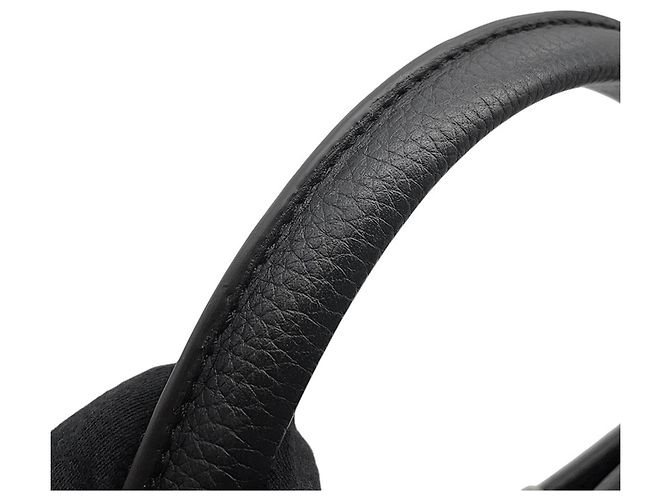 Borsa Louis Vuitton Capucines MM Nero - vista 12