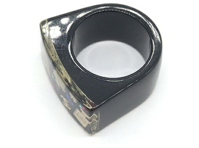 Anello Chanel in resina nera Nero - vista 3