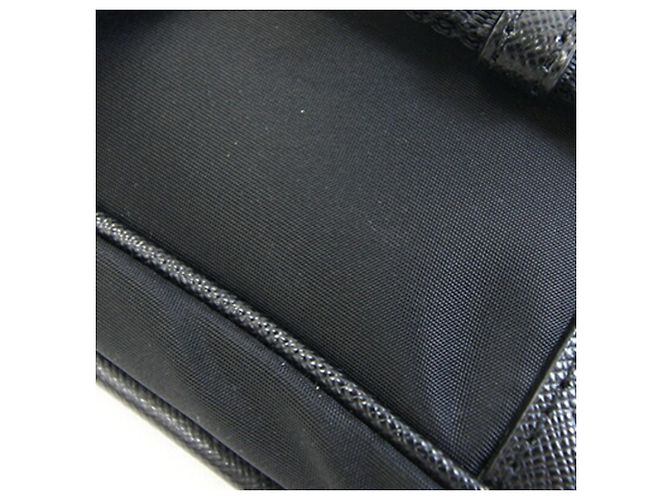 Borsa a tracolla in nylon nero e pelle Prada - vista 6
