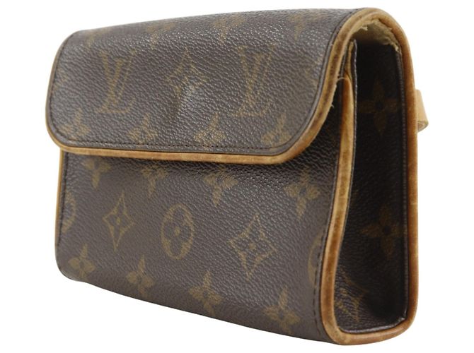 Pochette Florentine Louis Vuitton Cintura Castaño - vista 2