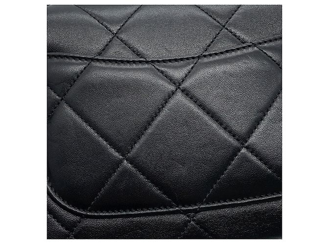 Timeless Borsa a Spalla Chanel Matelassé Mini Flap Nero - vista 7