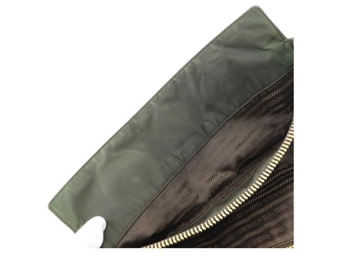 Borsa tote Prada in nylon kaki Cachi - vista 7