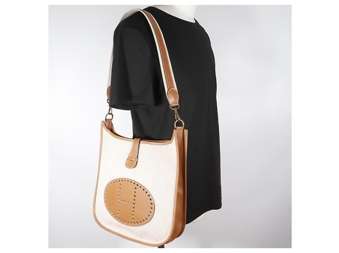 Hermès Borsa a tracolla Hermes Evelyne 1 GM Beige - vista 16