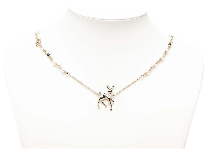 Collana con pendente cervo Chanel Gold CC placcato oro con finti perle e strass D'oro - vista 5