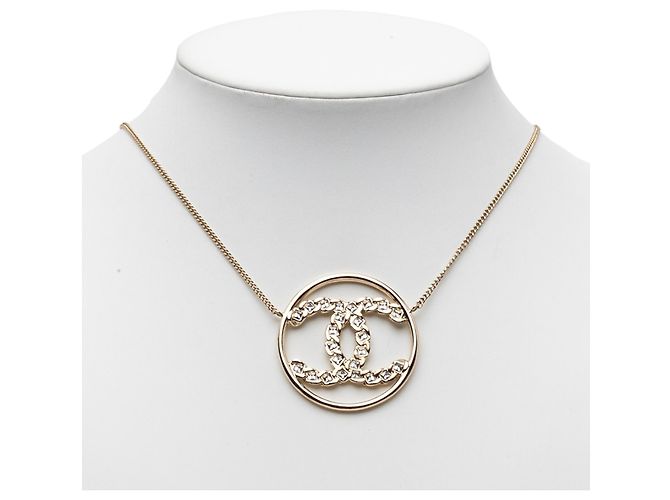 Collana con pendente rotondo Chanel Gold CC placcato oro e strass D'oro - vista 5