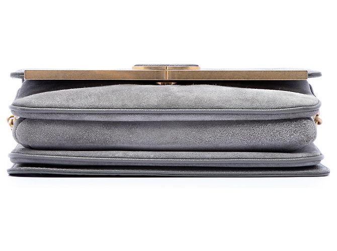 Lady Coco Flap Chanel Gray Small CC Stitched Caviar and Suede Marrone - vista 3