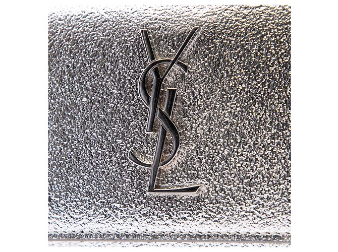 Portafoglio con catena Saint Laurent Mini Metallico in pelle di vitello Argento Monogram Sunset - vista 5