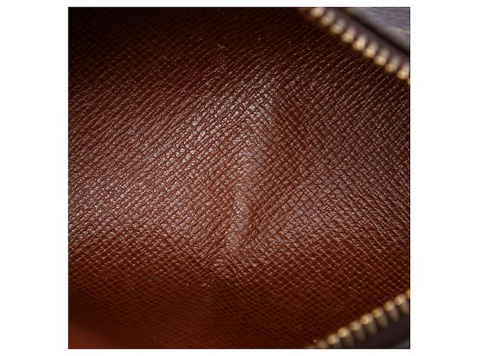 Louis Vuitton Marrone Monogram Papillon Pochette - vista 4