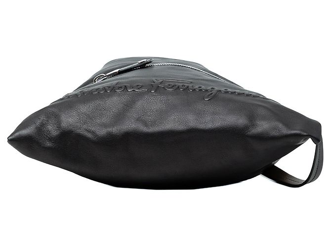 Salvatore Ferragamo Zaino Kentucky in pelle nera Ferragamo Nero - vista 3