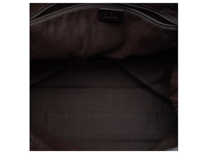 Tote Gucci in pelle nera goffrata con borchie e morsetto Nero - vista 4
