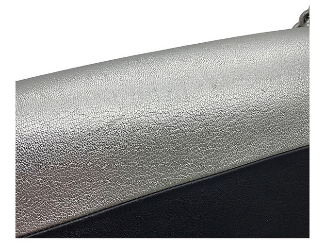 Borsa a tracolla Chanel Boy in pelle Chanel Nero Argento - vista 13