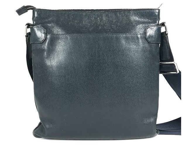 Borsa Louis Vuitton Taiga Sasha Blu navy - vista 2