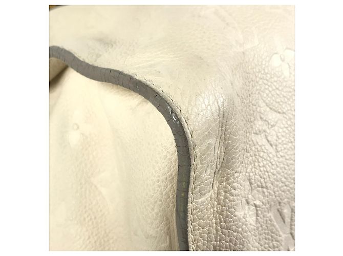 Borsa Tote Louis Vuitton Monogram Empreinte Lumineuse PM Bianco - vista 8