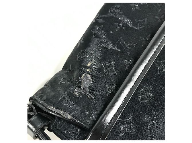 Borsa a tracolla in raso Monogram Louis Vuitton Nero - vista 16
