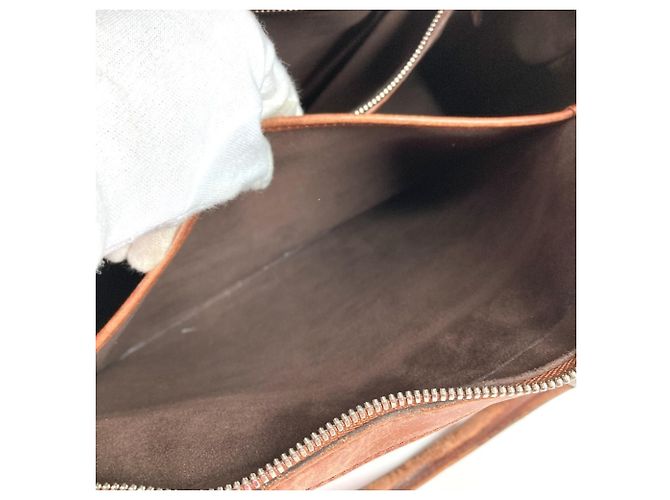 Borsa Louis Vuitton Cuir Ombre Port Document Voyage Marrone - vista 17