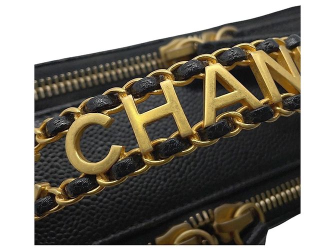 Bolso de Hombro Chanel Matelassé Vanity Chain Negro - vista 12