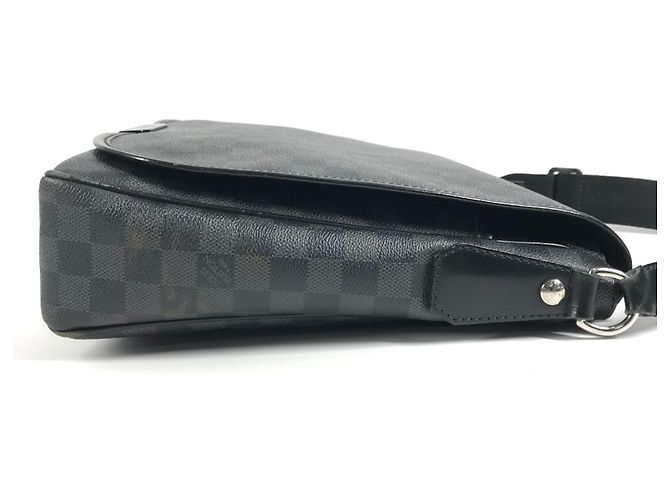 Borsa Louis Vuitton Damier Graphite Daniel GM Nero - vista 3
