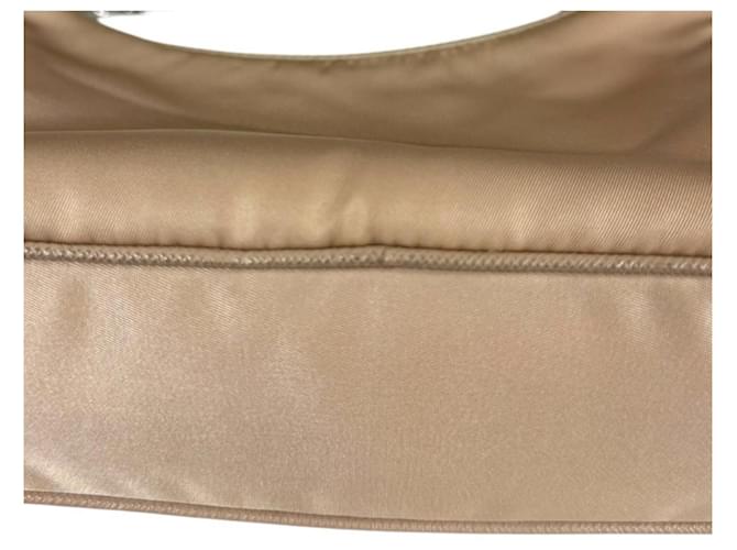 Borsa a tracolla Prada Re-Edition 2005 Beige - vista 13