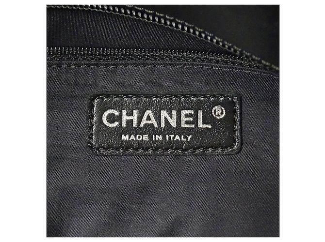 Chanel Tote Tasche aus beschichteter Canvas in Schwarz - Ansicht 6