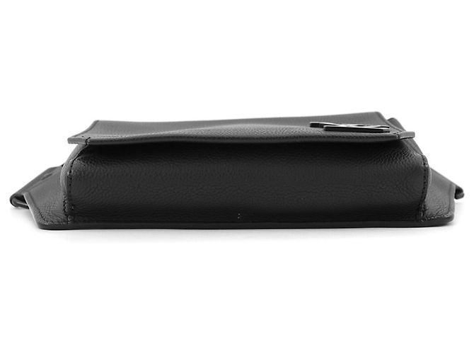 Borsa a tracolla Louis Vuitton in pelle granulata Takeoff Sling Nero - vista 4