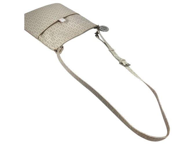 Borsa a tracolla Fendi White Zucchino Logo Bianco - vista 10