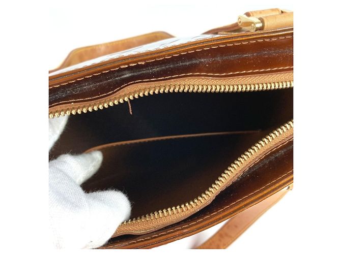Borsa a tracolla tote Louis Vuitton Monogram Vernis Houston Marrone Bronzo - vista 16