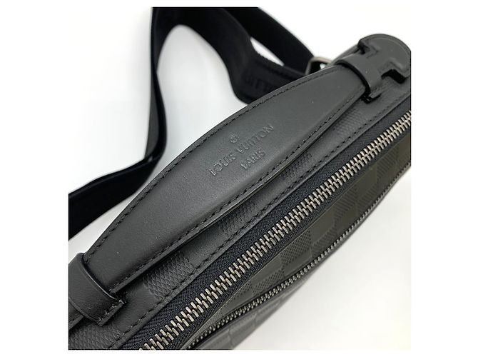 Borsa a tracolla Louis Vuitton Ambrelle N41288 Nero - vista 6