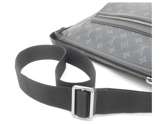 Borsa a tracolla Louis Vuitton Monogram Eclipse Odyssée Messenger PM M44223 Nero - vista 5