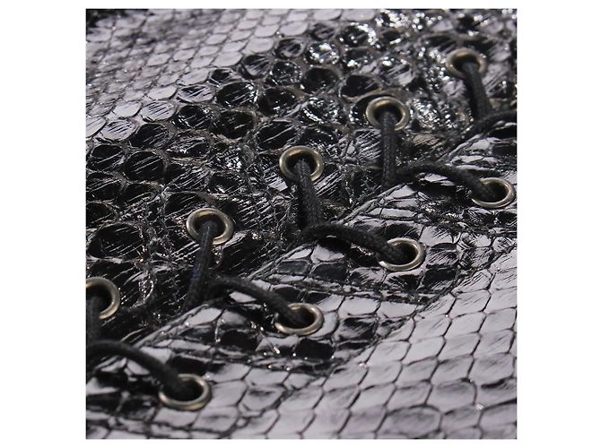 Alaïa Minigonna in pelle nera con stampa serpente e lacci Nero Stampa python - vista 4