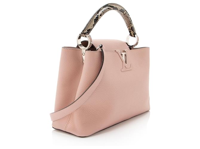 Bolsa Louis Vuitton Taurillon Python Capucines PM Rosa - vista 2