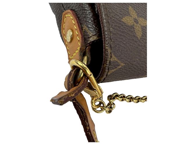 Borsa a tracolla Louis Vuitton Favorite MM Monogram Marrone - vista 10