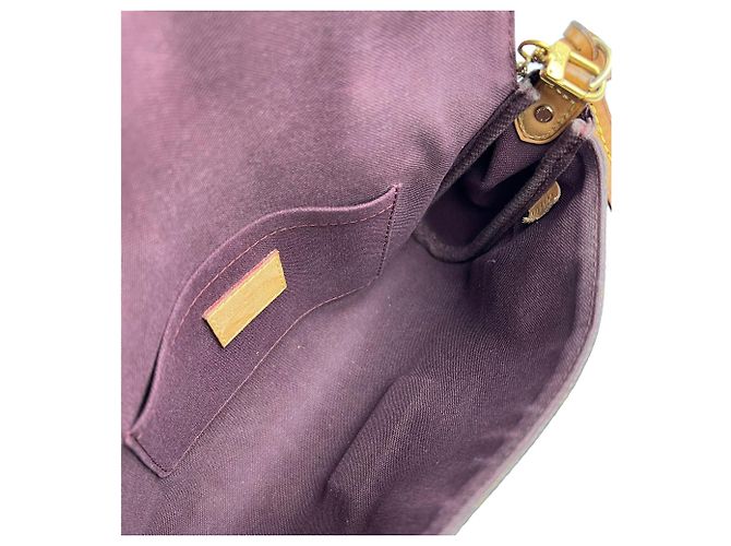 Borsa a tracolla Louis Vuitton Favorite MM Monogram Marrone - vista 5