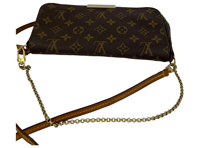 Borsa a tracolla Louis Vuitton Favorite MM Monogram Marrone - vista 6