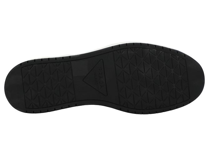 Sneaker Prada Downtown in vernice Nero - vista 4