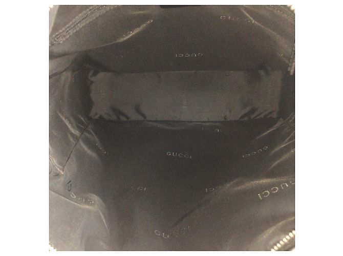 Borsa a una spalla in nylon e pelle Gucci Nero - vista 9