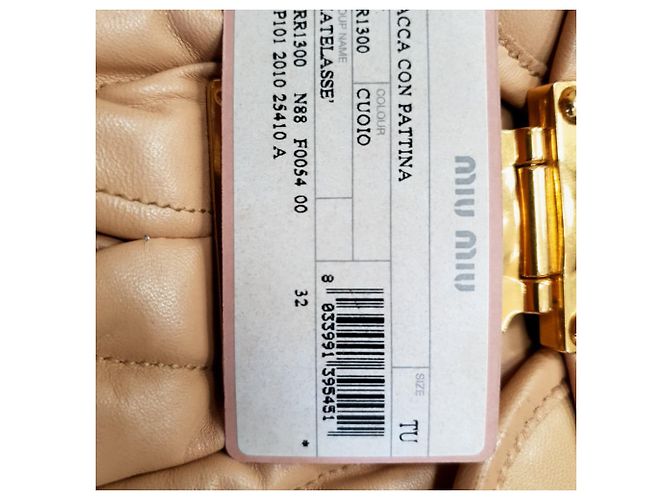 Borsa Hobo Miu Miu Matelasse Coffer in pelle beige - vista 11