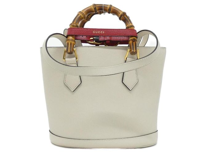 Borsa Gucci DIANA in pelle bianca - vista 2