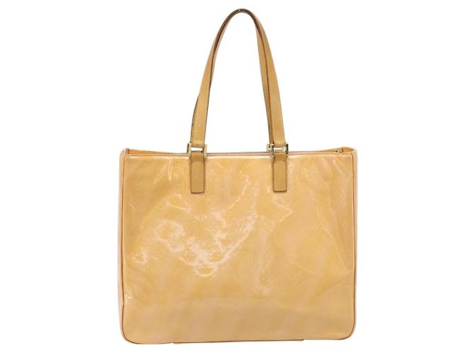 Louis Vuitton Columbus Monogram Vernis Beige - vista 2