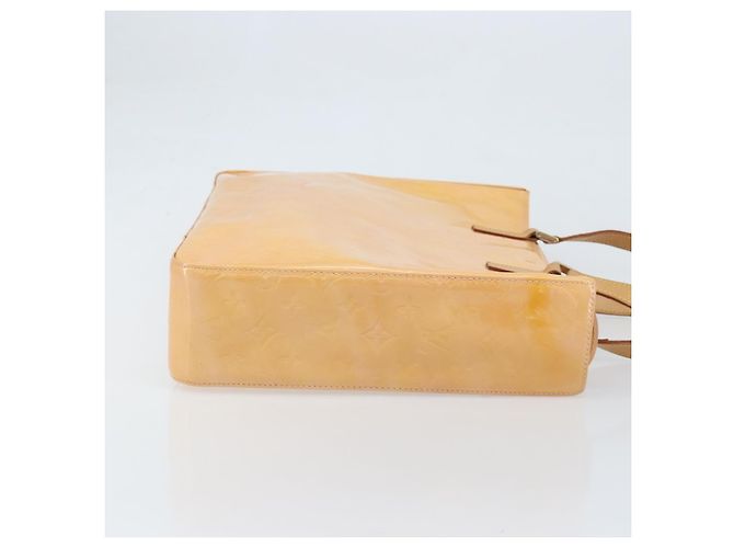 Borsa Louis Vuitton Columbus Monogram Vernis Beige - vista 3